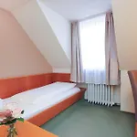 City Hotel Wuerzburg Ξενοδοχείο 2*