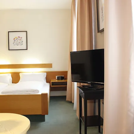 City Hotel Wuerzburg 2* וירצבורג