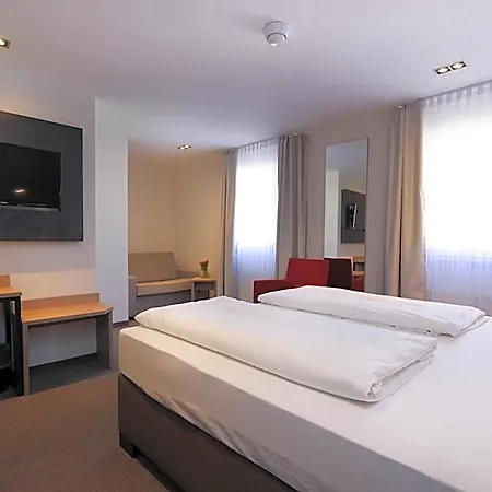 Отель City Hotel Wuerzburg 2*