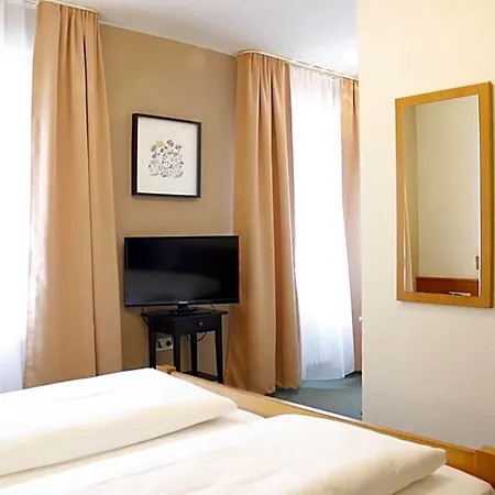 Отель City Hotel Wuerzburg 2*