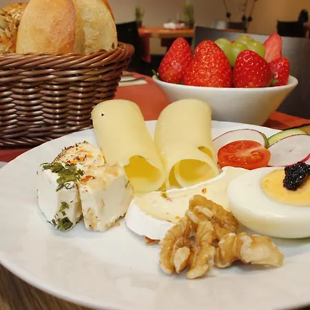 מלון City Hotel Wuerzburg