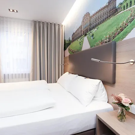 מלון City Hotel Wuerzburg 2*