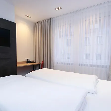 City Hotel Wuerzburg Вюрцбург