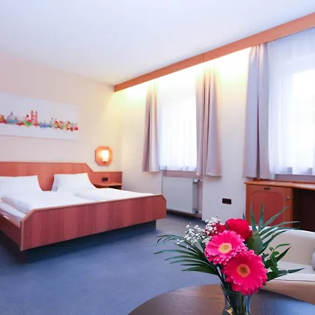Отель City Hotel Wuerzburg 2*