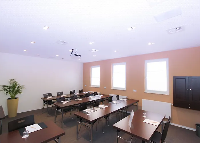 City Hotel Würzburg Hotel 2*