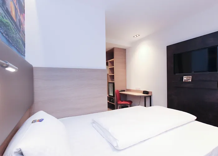 City Hotel Würzburg 2* Würzburg